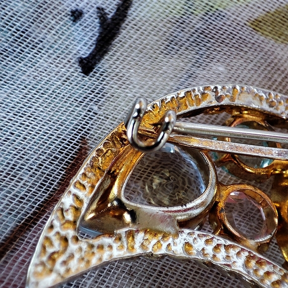 Paisley Faceted Acrylic Pale Pastel Stones Prong Set Vintage Gold Tone Faded - Picture 4 of 10